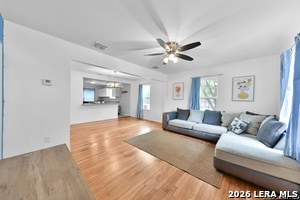 2006 Hays St