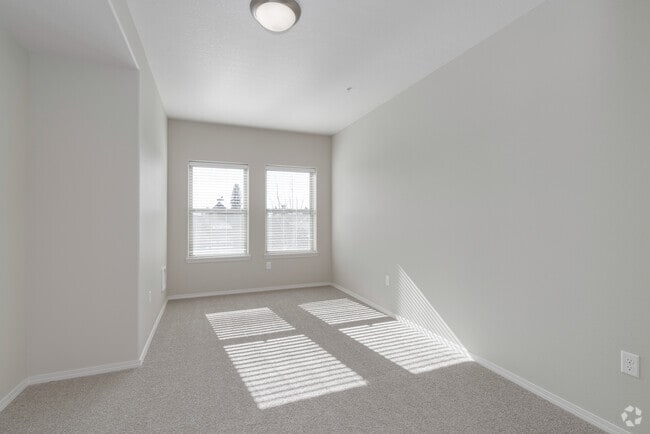2BR, 2BA - 1,046SF - Primary Bedroom