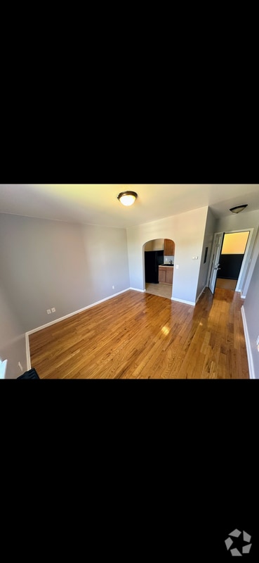 Building Photo - 366 4th Ave Rental