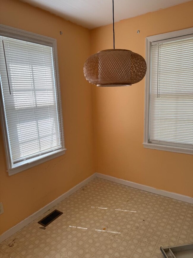 Photo - 411 Highland Ave