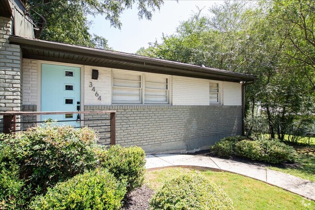 Building Photo - 2bd/1ba on Quiet Street Minutes From Airpo... Rental