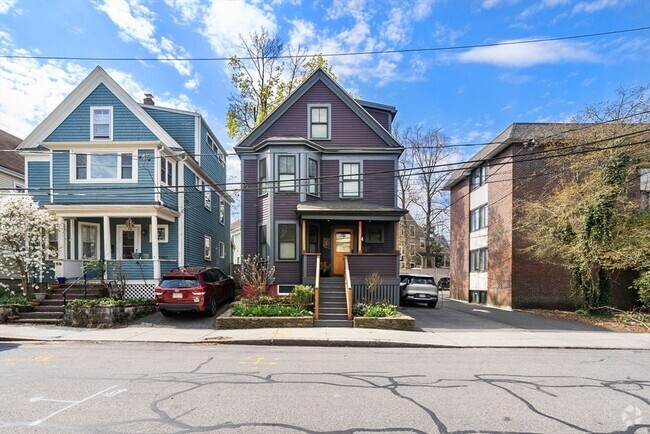 Building Photo - 14 Hubbard Ave Rental