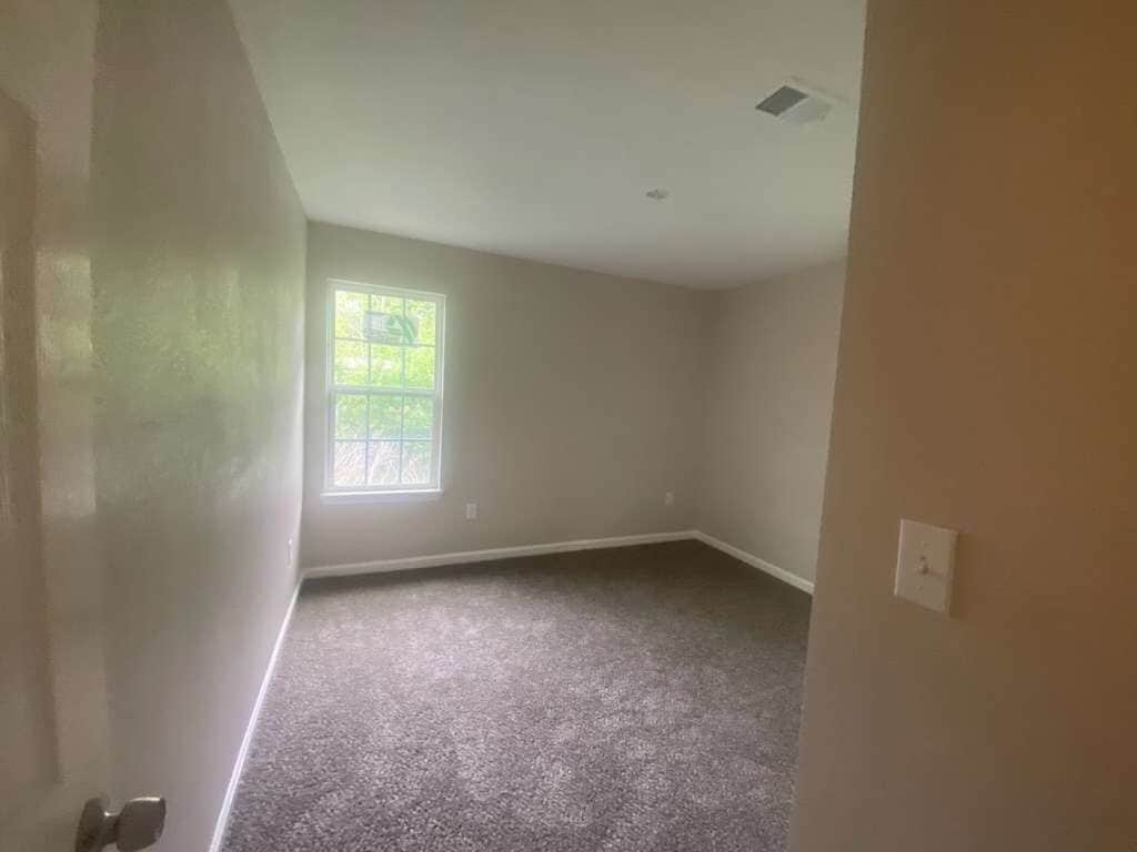 Photo - 275 Wood Fern Dr