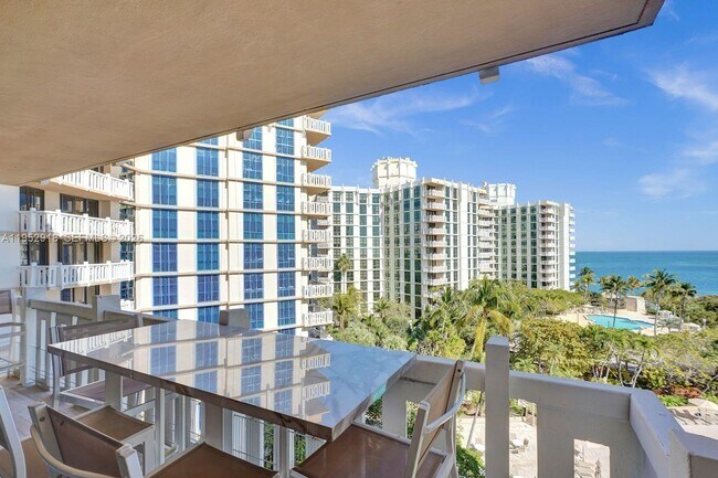 Photo - 1121 Crandon Blvd Unit D706