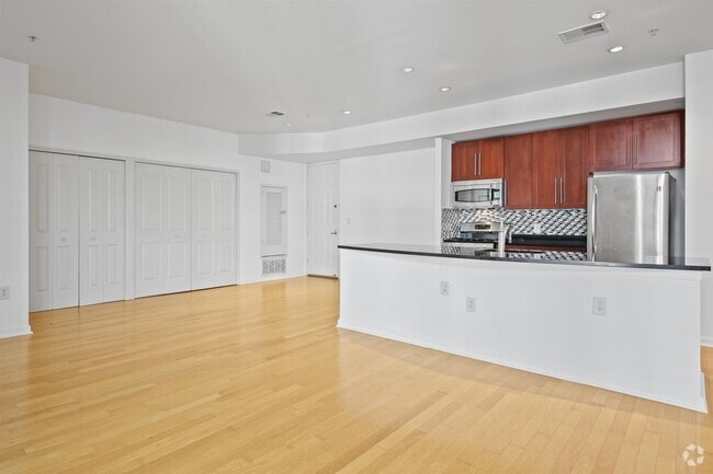 Building Photo - 1100 Adams St Unit 514 Rental