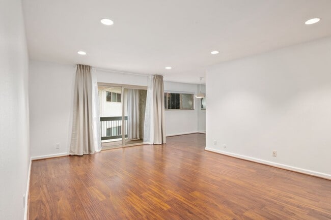 Photo - 4732 Park Granada Unidad 224 Rental