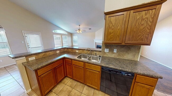 Photo - Pre-Holiday Move-In Special!!!  Welcome to...