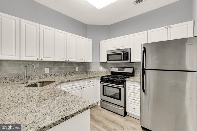 Photo - 12909 Alton Square Unit 102