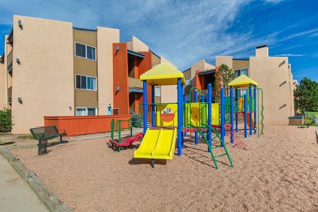 Greentree Village