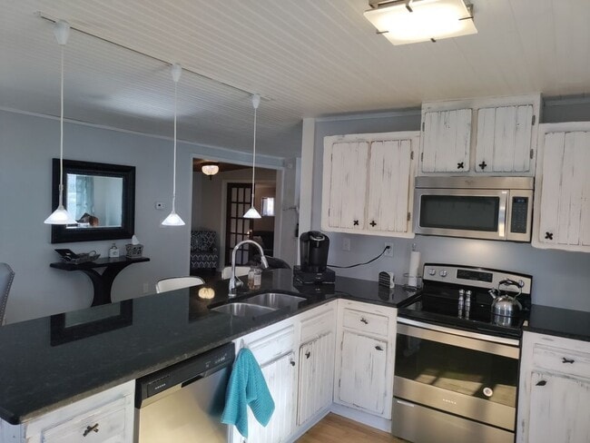 Photo - 6345 Reives Rd