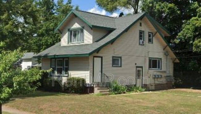 Photo - 703 E Chippewa St