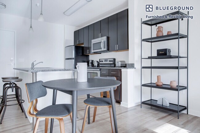 Photo - 360 H St NW Unidad FL4-ID418