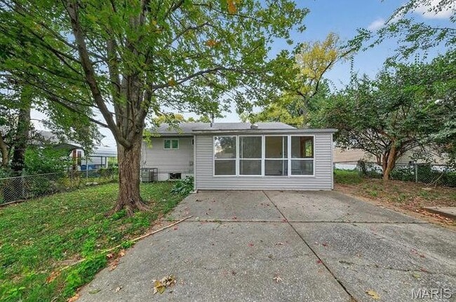 Photo - 138 Grampian Rd