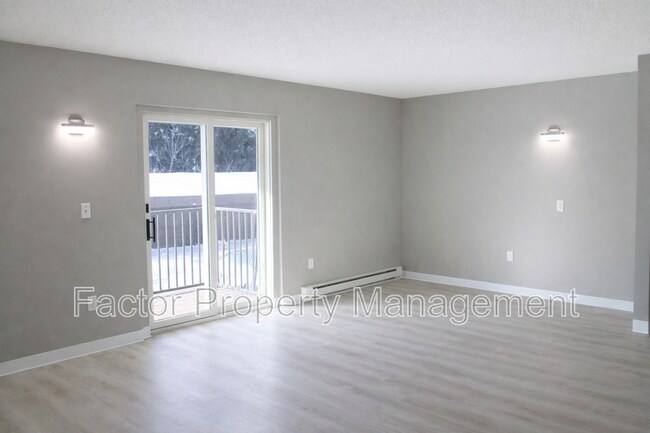 Photo - 418 Allan Ave Unit 5