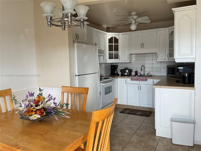 Photo - 22 SE 3rd Terrace Unit 18