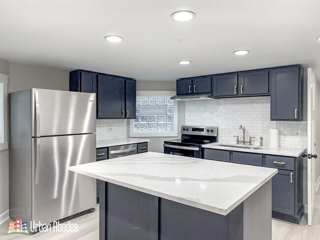 Photo - 1536 N Hamlin Ave Unit A09K