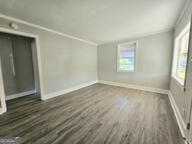 Photo - 1555 Dexter Ave