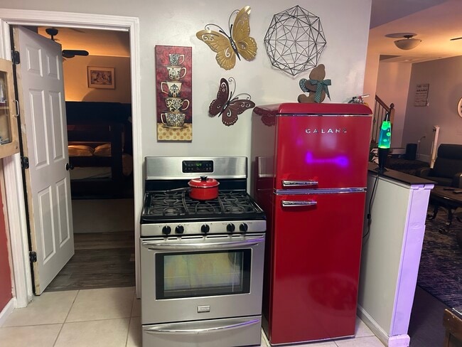 Photo - 2517 Dipper Ln