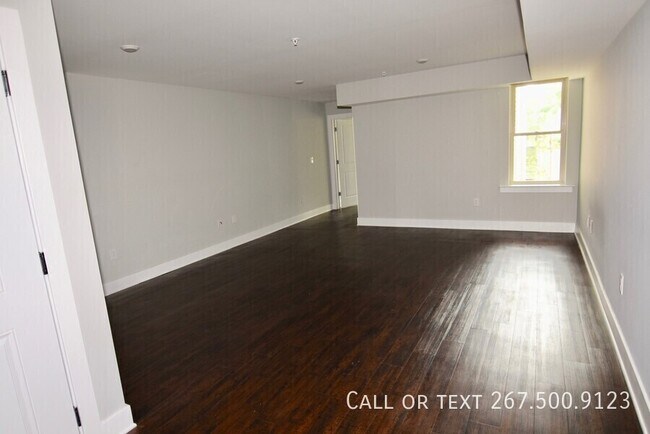 Photo - 522 N Preston St Unit 1