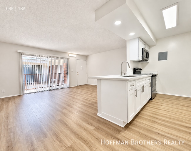 17821 Sherman Way Unit 14