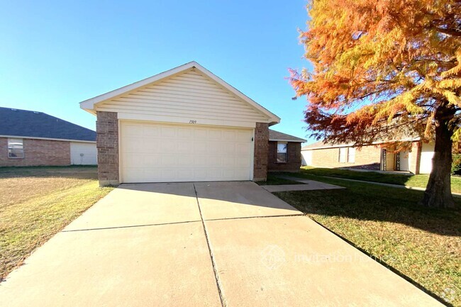 Building Photo - 1509 Queens Brook Ln Rental