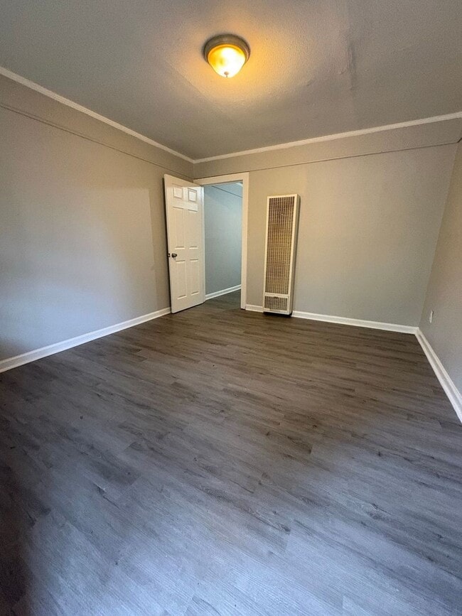 Photo - Charming 1 Bed / 1 Bath Duplex in Memphis – Convenient & Affordable Living