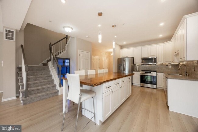 Photo - 730 Whitetail Cir