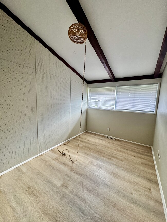 Photo - 2515 Douglas Ave