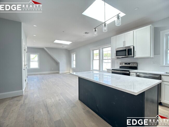 Photo - 51 Fairbanks St Unit 3