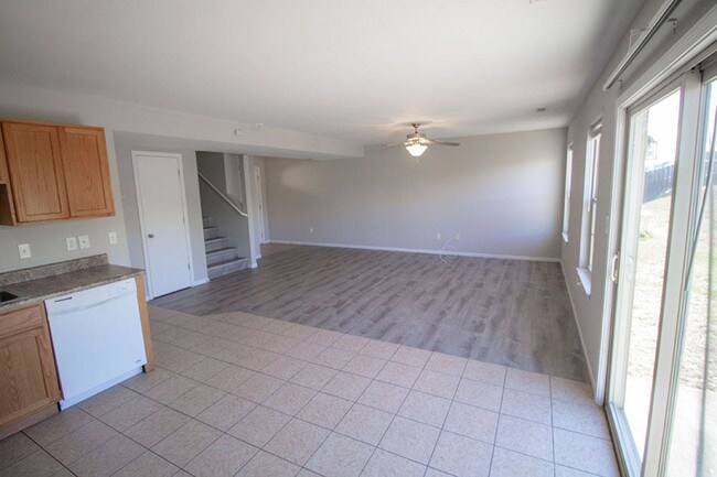 Photo - 5301 Silver Mill Dr