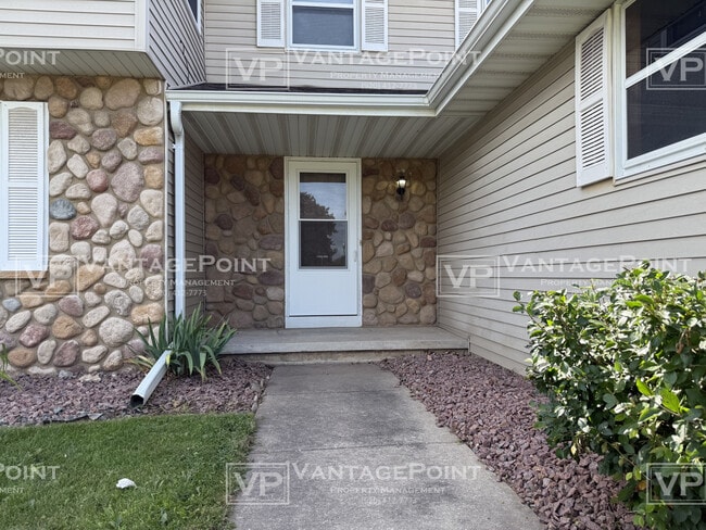 3711 Blueridge Dr