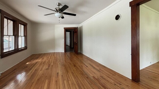 Photo - 3 bedroom / 1 bath ~ Renovated Home