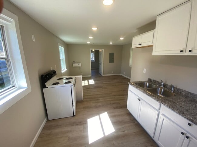 Photo - 2106 S Andrews Cir Unit 2106 S. Andrews Circle,  A