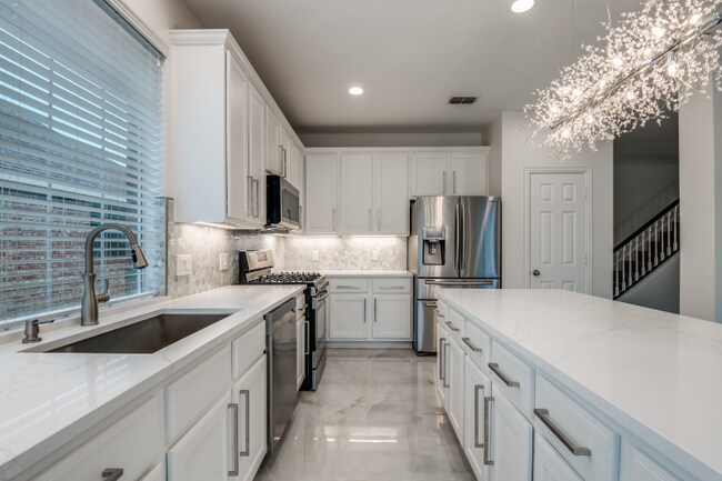 Photo - 7814 Wilmington Dr