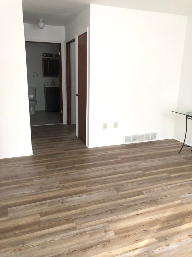 Living Room - 81 Cheltingham Ave Unit A- Lower Level