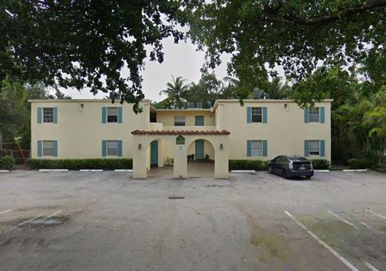 Photo - 16 SW 9th St