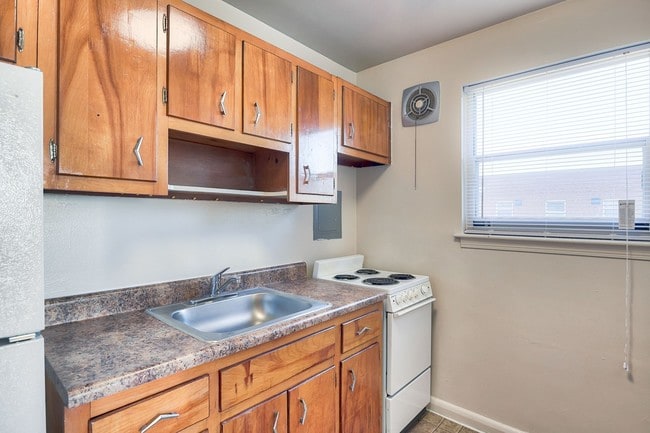 Maplewood Apartments
