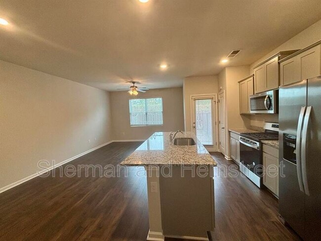 Photo - 934 Quaint Parish Cir