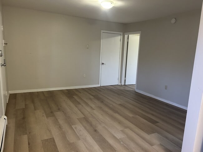 Photo - 3011 Oxford St Unité A