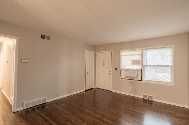 Photo - 3 Bed | 1 Bath in North Tulsa!