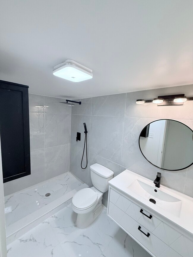 Photo - 140 S Cypress Rd Unit 115