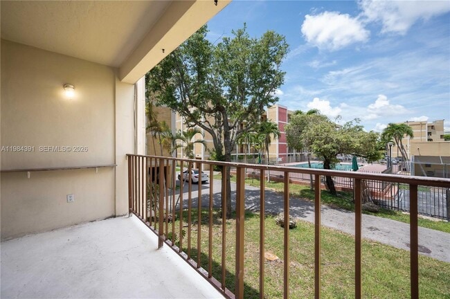 Photo - 9220 Fontainebleau Blvd Unit 202