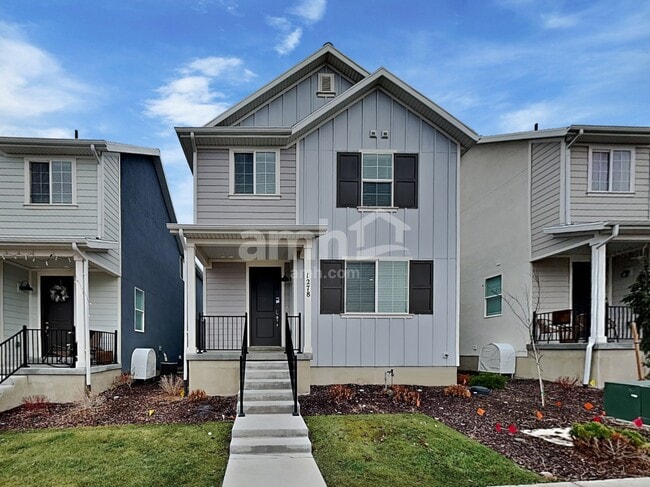 Building Photo - 1278 Vlg Grn Trl