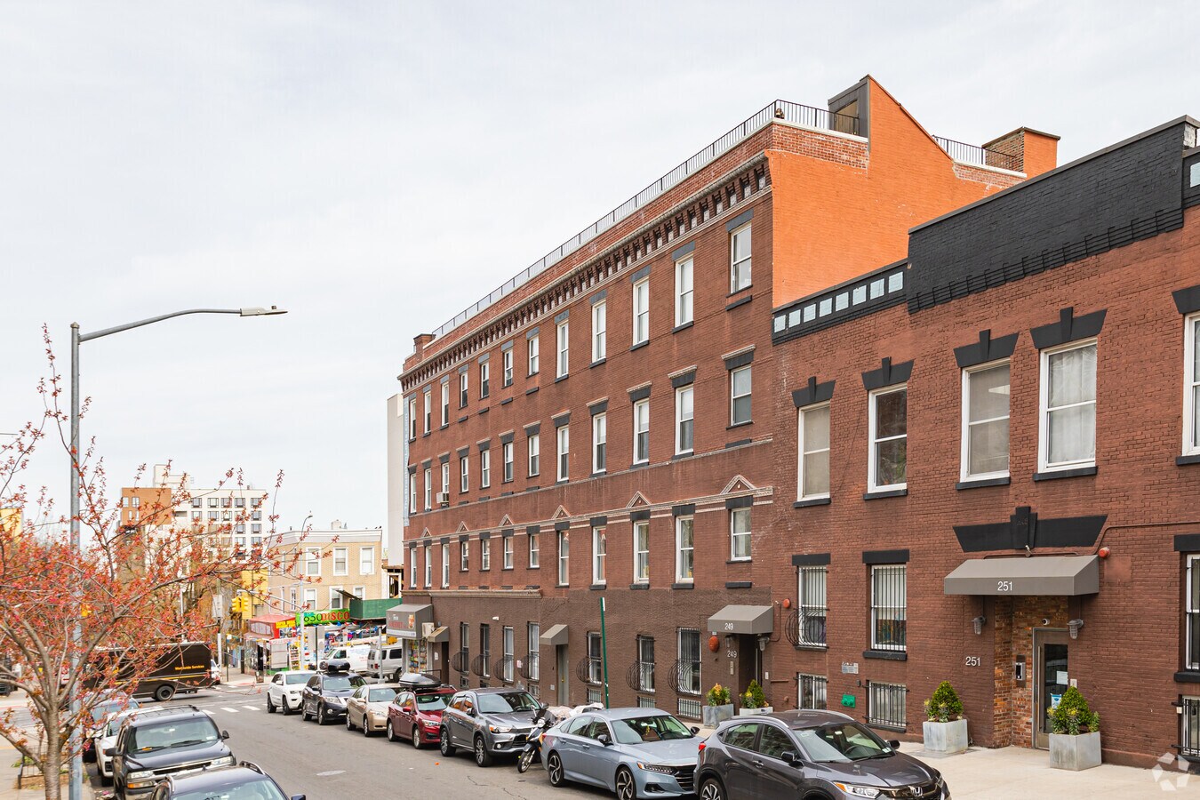 Photo - 655 5th Ave