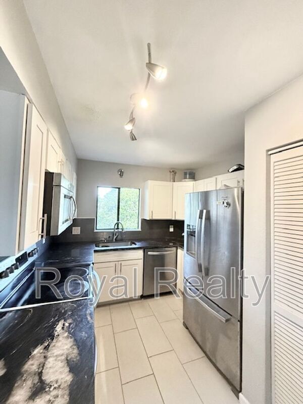 Photo - 95-349 Kuahelani Ave Unit #T