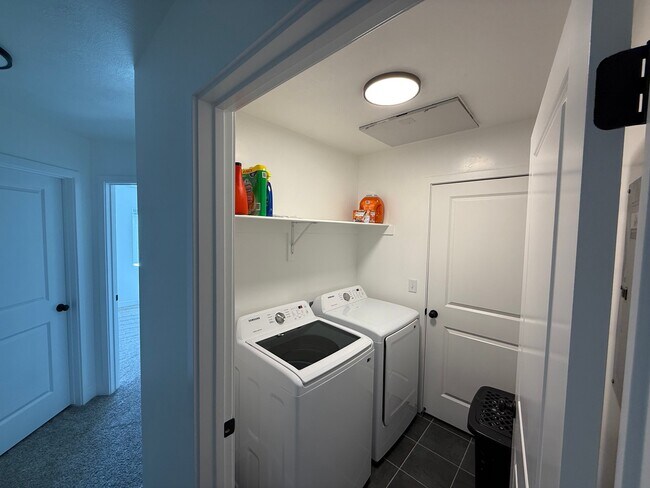 Photo - 737 W 540 S