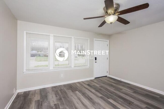 3 Bedroom Pet-Friendly Home in LOUISVILLE, KY with Main Street Renewal