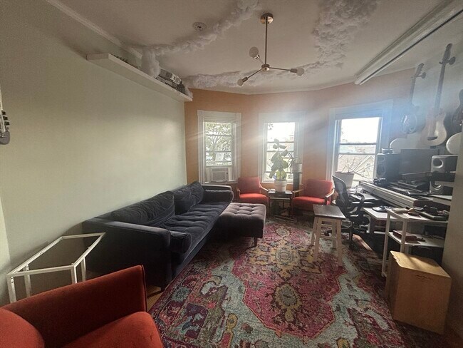 Photo - 12 Pearl St Pl Unit 3