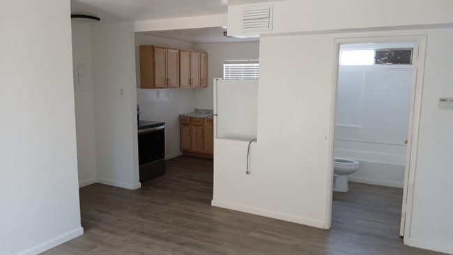 Photo - 190 W Alamo St Unit D