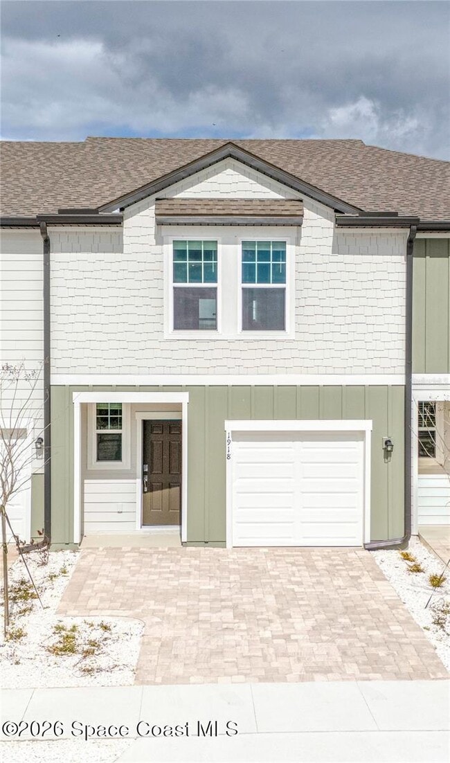 Photo - 1918 Bluewater Ln